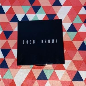 Bobbi brown highlighter in “afternoon glow”